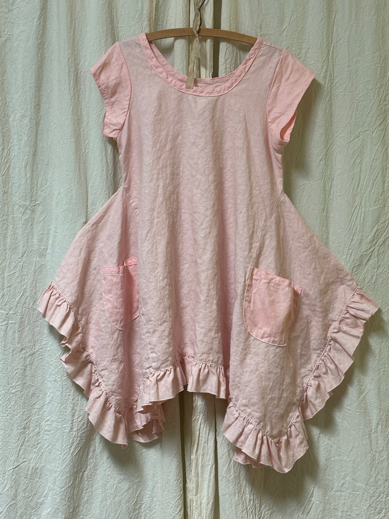 Flutter Top with Cap Sleeves in Linen