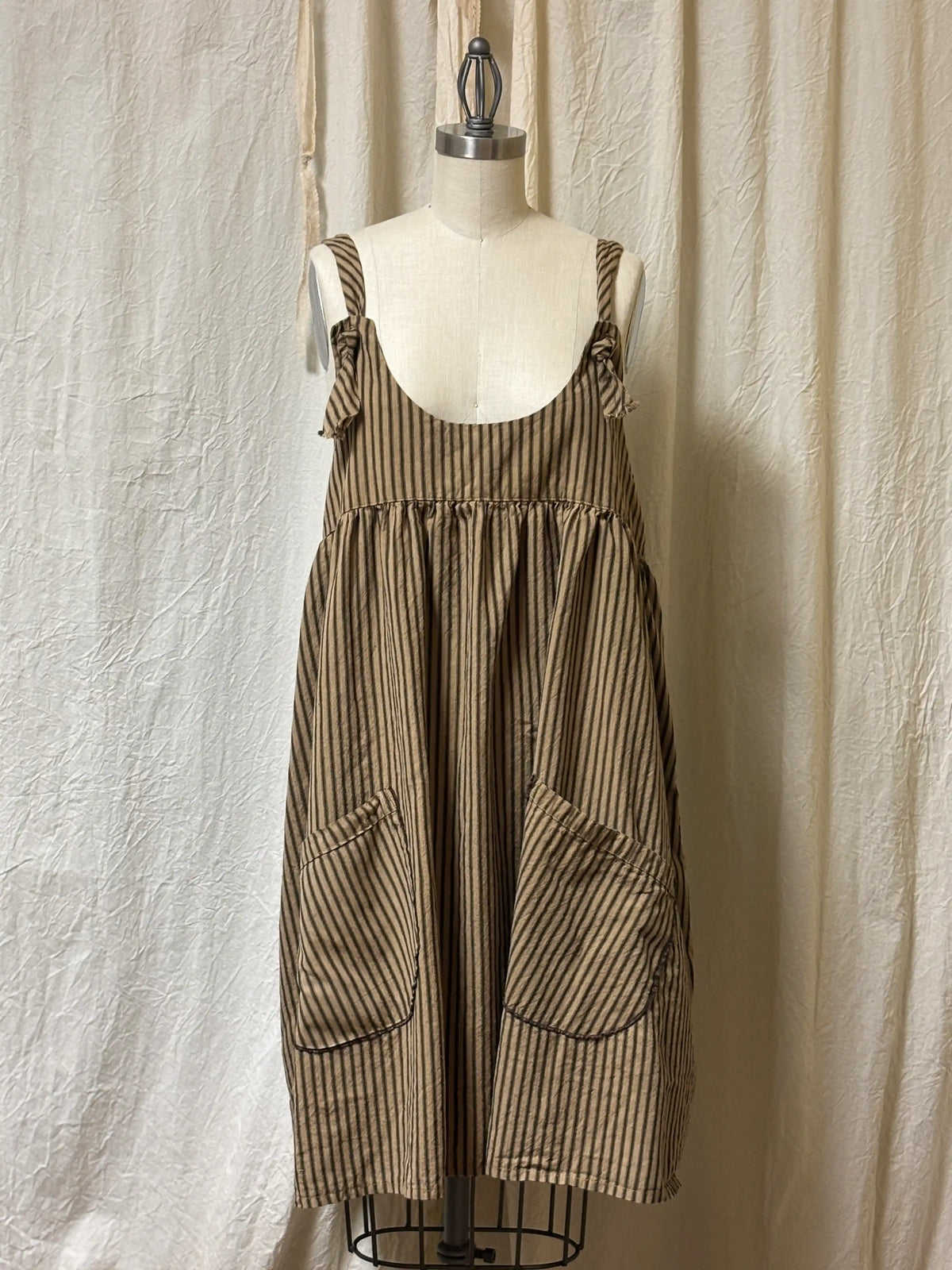 Arminda Pinafore in Homespun Cotton - Heart's Desire Clothing
