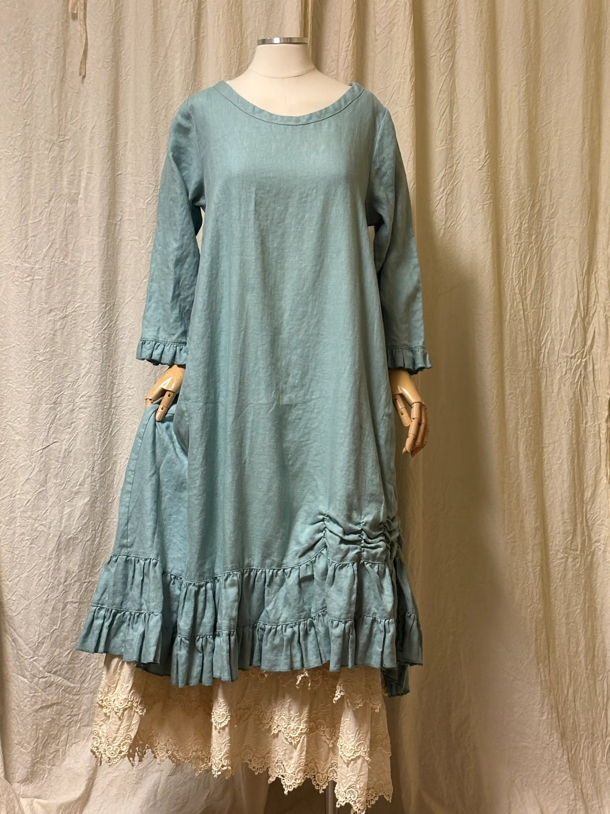 Babette's Dress, Linen - Heart's Desire Clothing