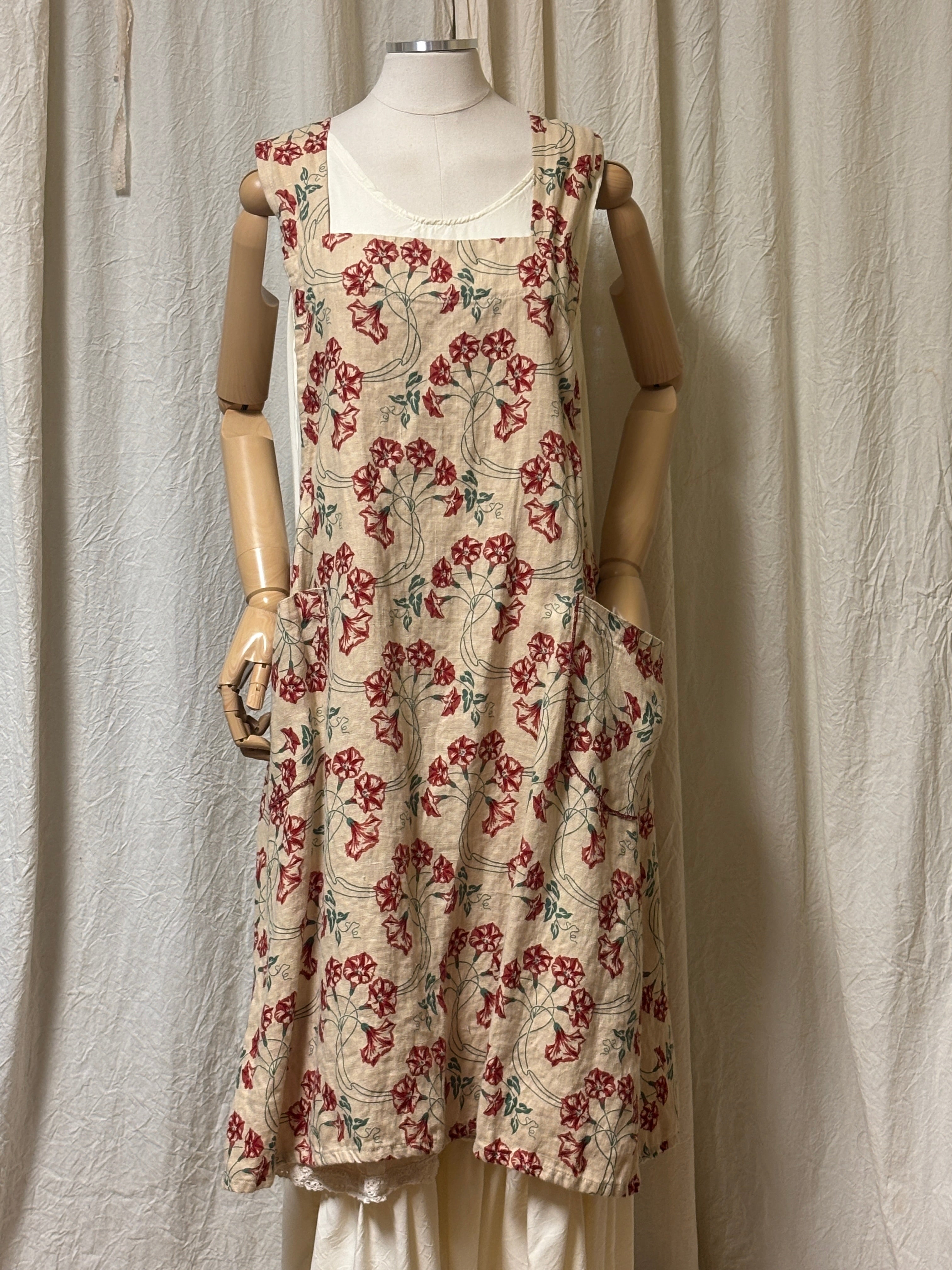 Linen Apron Dress with Pockets in Yard Dye Stripe – Heart's Desire