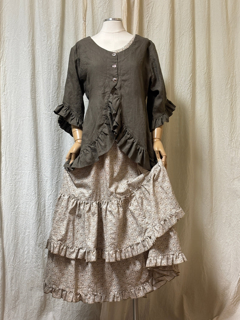 Cotton Floral, Victorian Vintage Style, Ruffles, Prairie Style, Cottage core