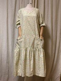 Floral Cotton Dress Prairie style drop waist sweetheart neckline USA