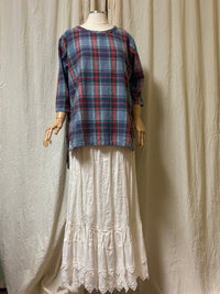 cotton flannel tunic, drop sleeve, vented sides