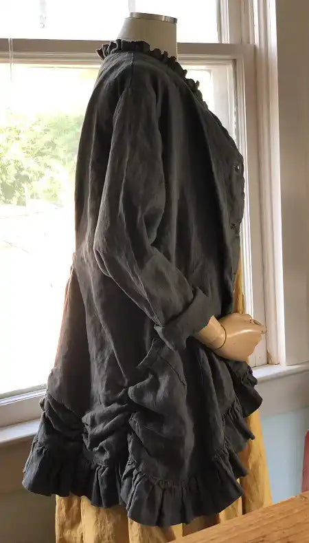 Lily Jacket in Linen