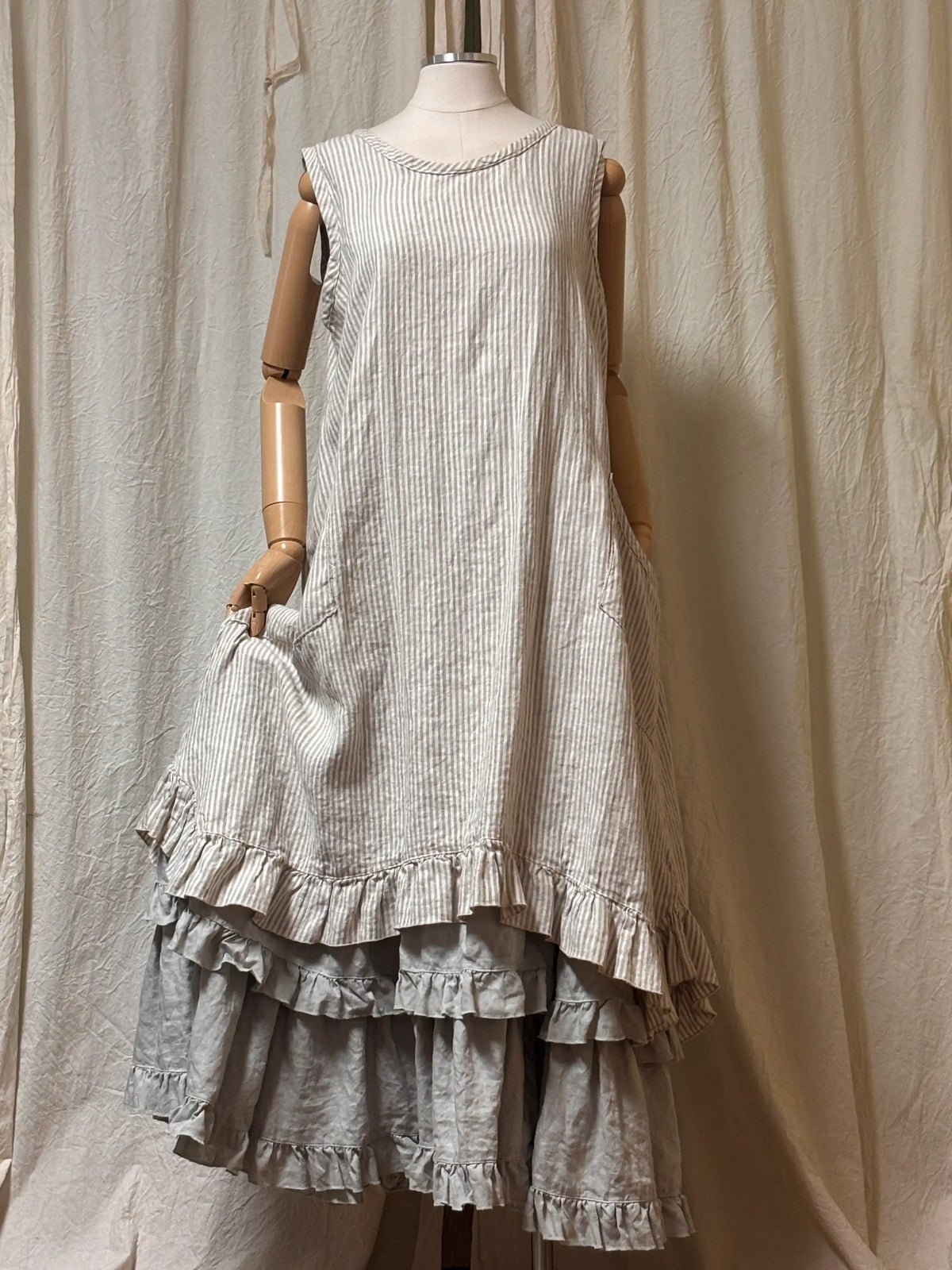 Suzanne Slip, Hankie Linen - Heart's Desire Clothing