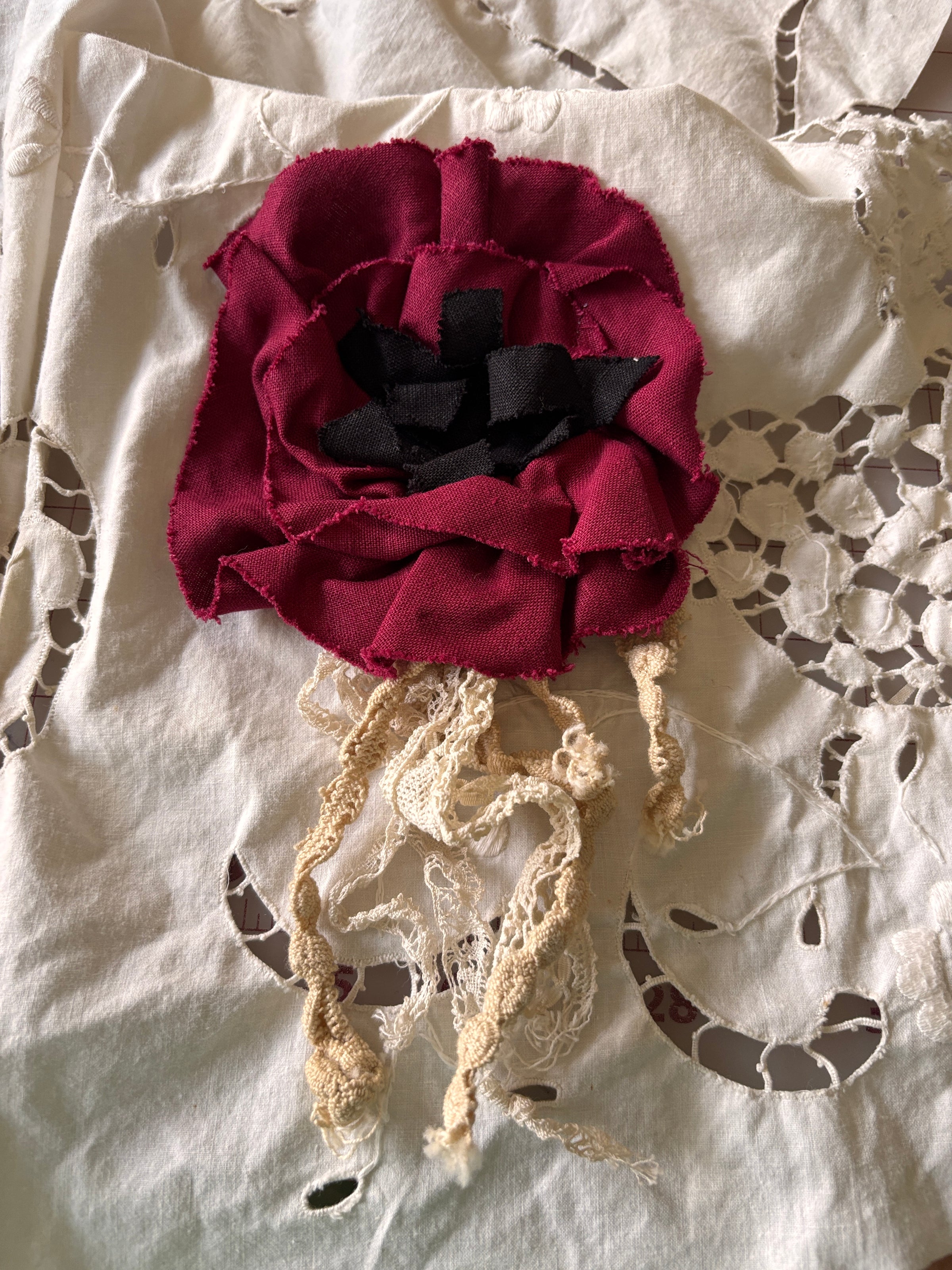 Flower Pin,USA - Heart's Desire Clothing