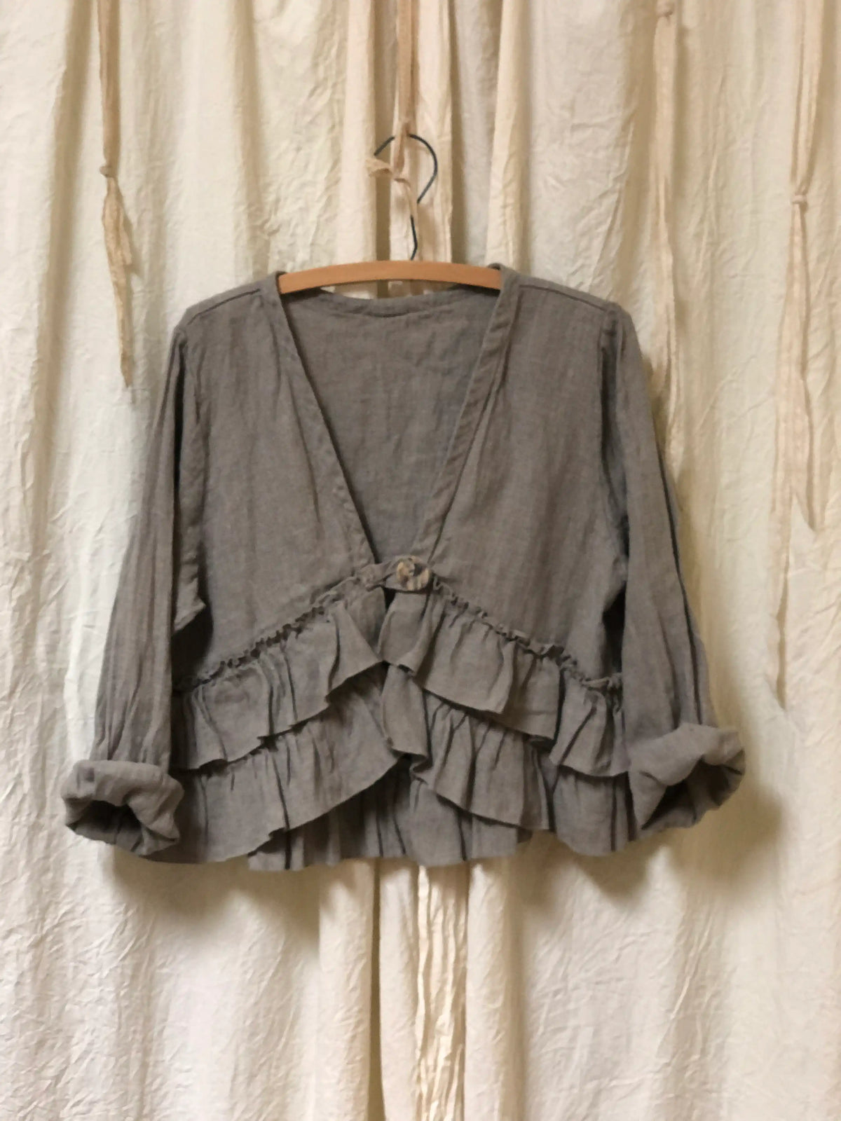 Ruffle Jacket in Linen, USA