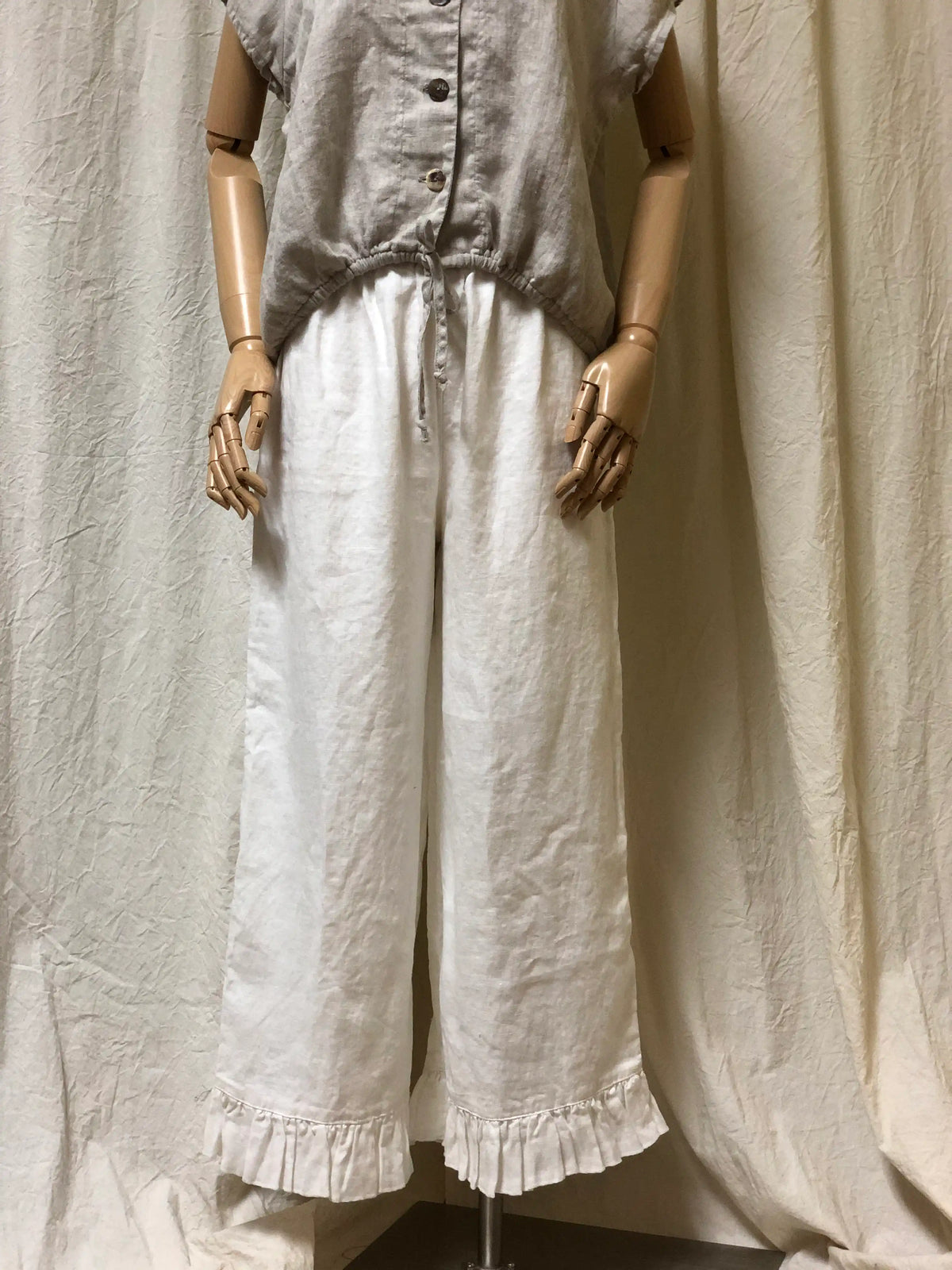 Ruffle Bottom Pant Crop Style, Linen