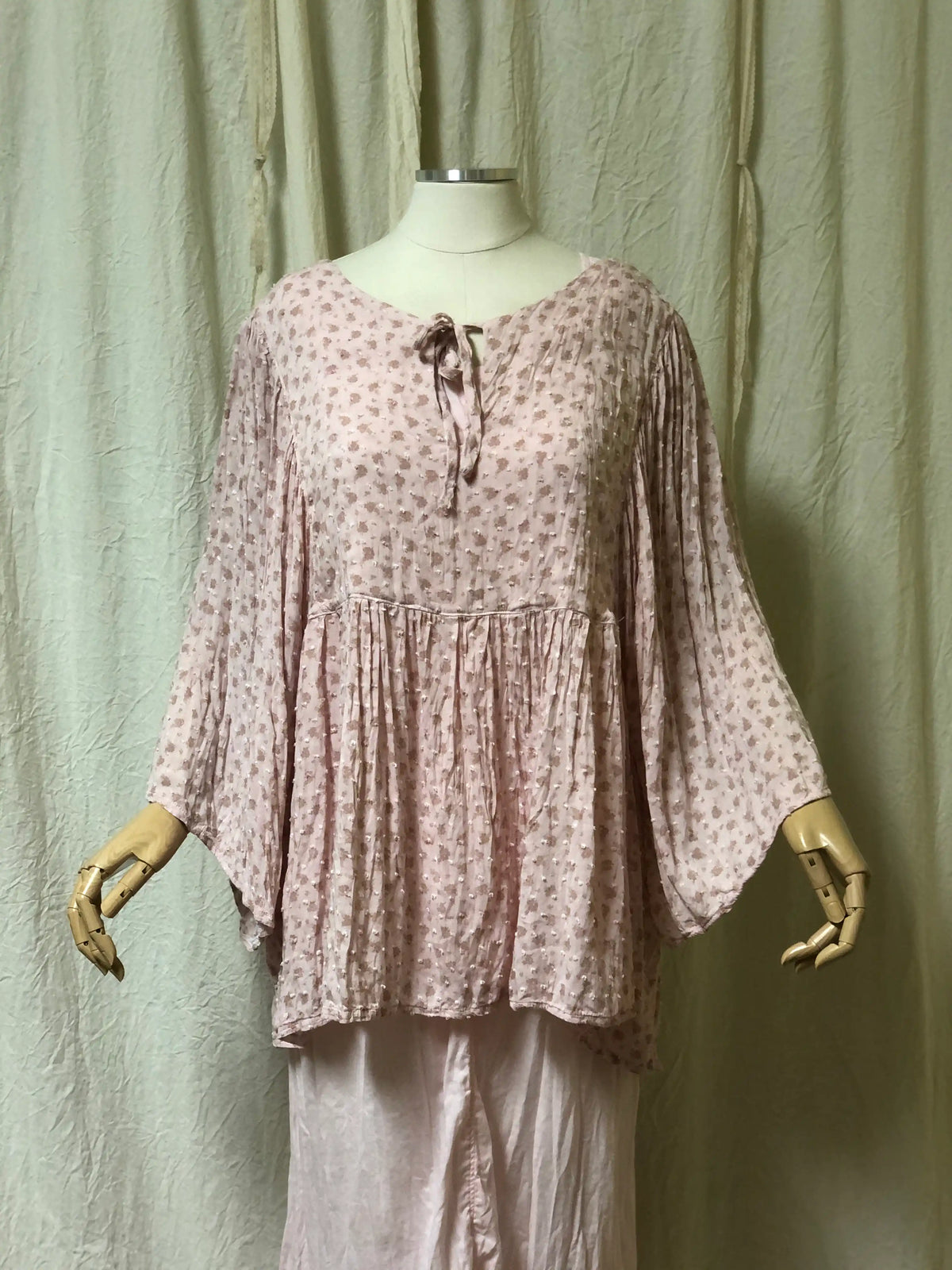 Sara Top Dotted Swiss Rayon Lawn