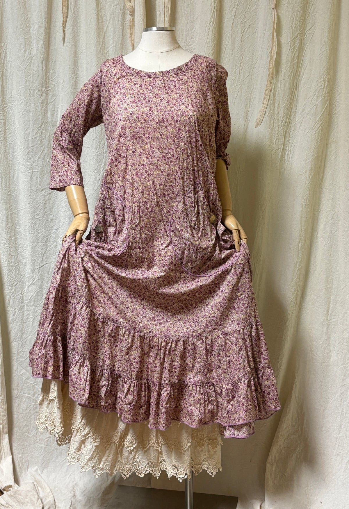 Prairie Dress Cotton Purple Floral Lawn / 1X