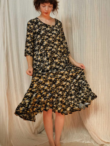 runway designer prairie dress Dress, Rayon Gold Floral / XS Blue Point Grille dinner The Allison Prairie Dress sale-dresses Color:Rouyal Blue
