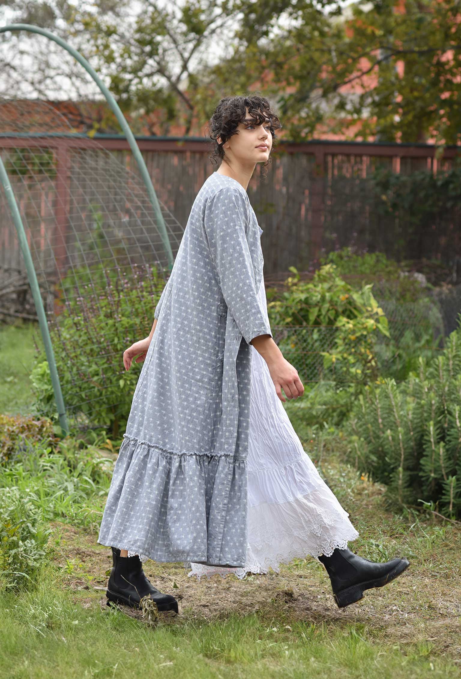 Mid Town Dress in Woven Ikat Cotton Dark Gray / XL