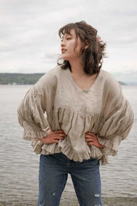Poets Top in Linen