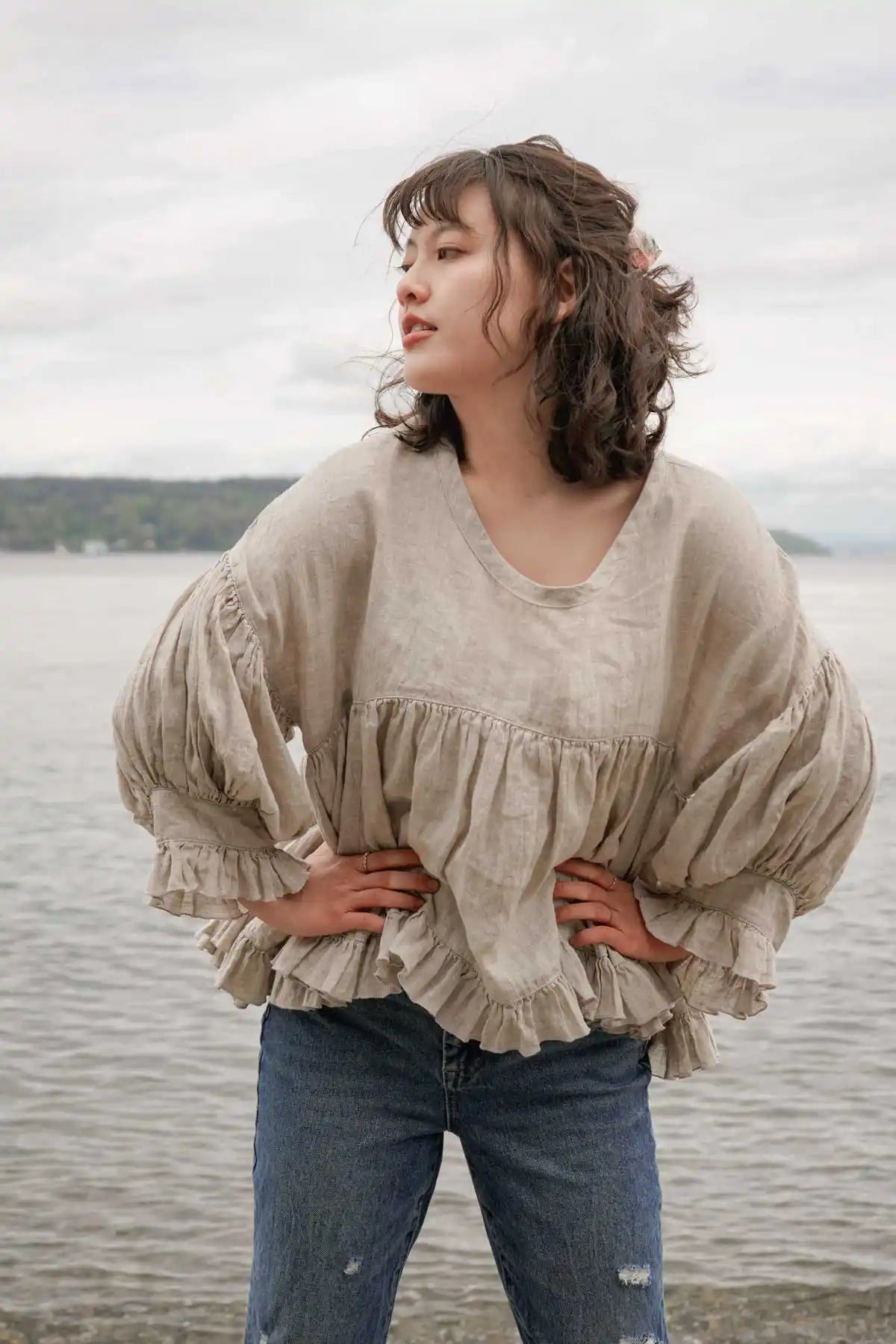 Poets Top in Linen