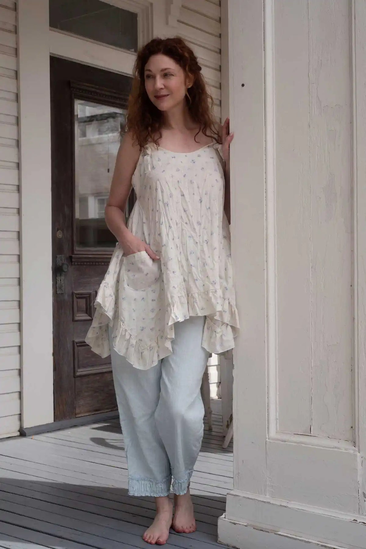 Ruched Bottom Crop Pant Linen