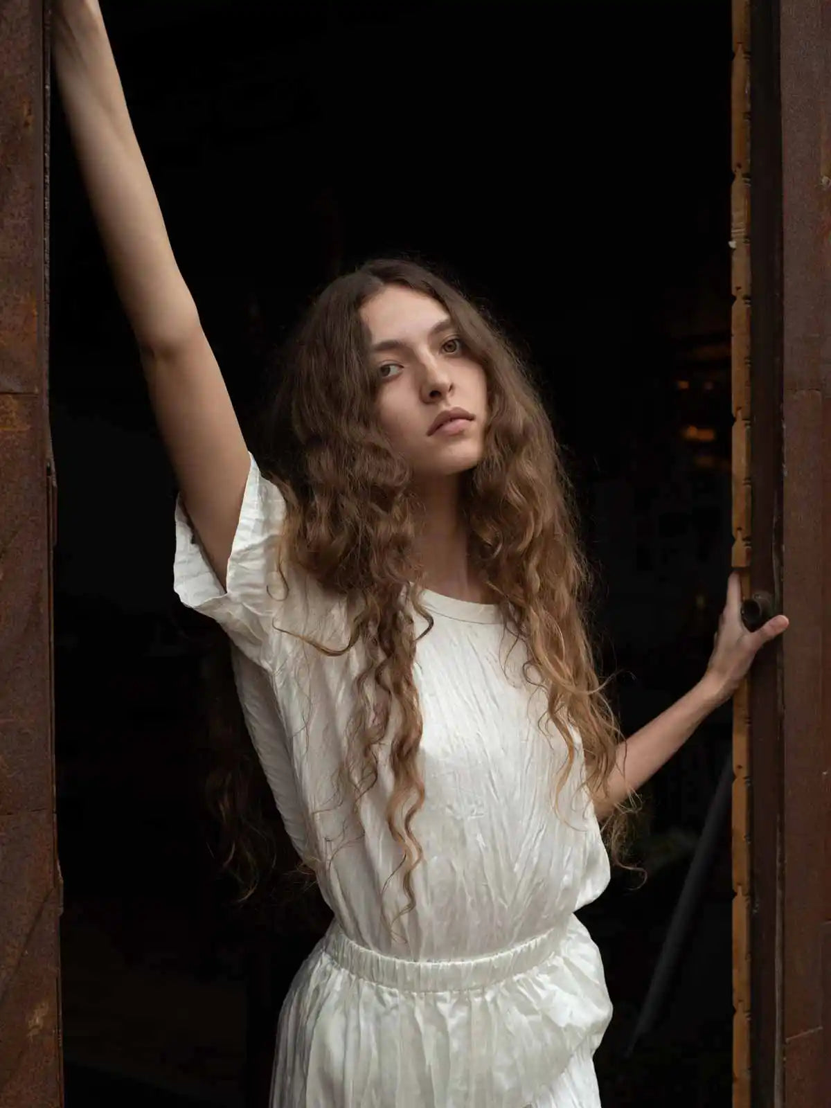 Simple Crop Tee in Rayon Satin