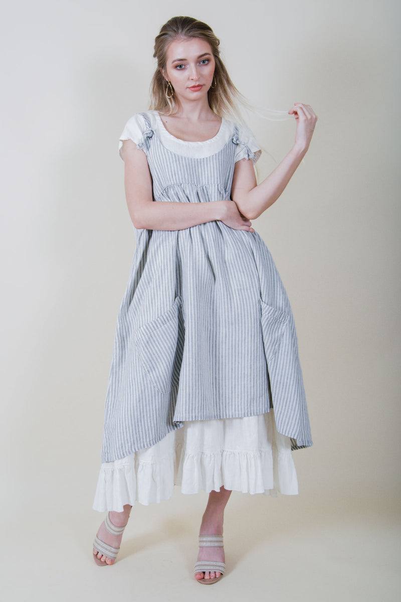 Pinafore Dress with Pockets - Vintage Inspired Linen Dresses – Heart's  Desire Clothing