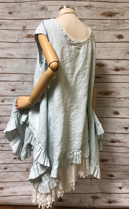 Flutter Top with Cap Sleeves in Linen