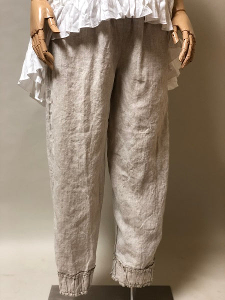 Ruched Bottom Crop Pant Linen