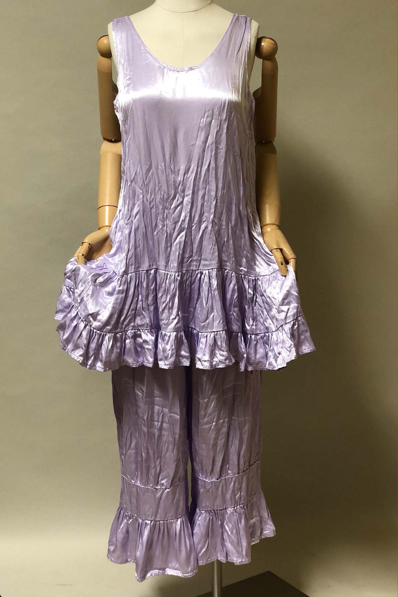 Janis Bloomer in Rayon Satin Crop Style
