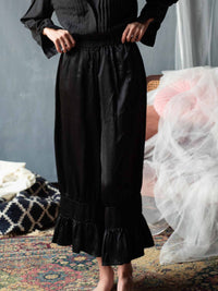 Janis Bloomer in Rayon Satin Crop Style