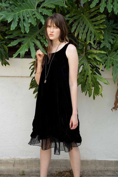 Black linen scalloped dress