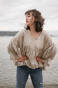 Poets Top in Linen